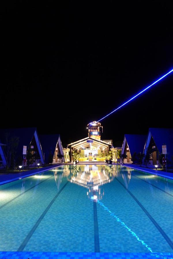 Minyak Beku Senta Adventure Camp & Resort מראה חיצוני תמונה