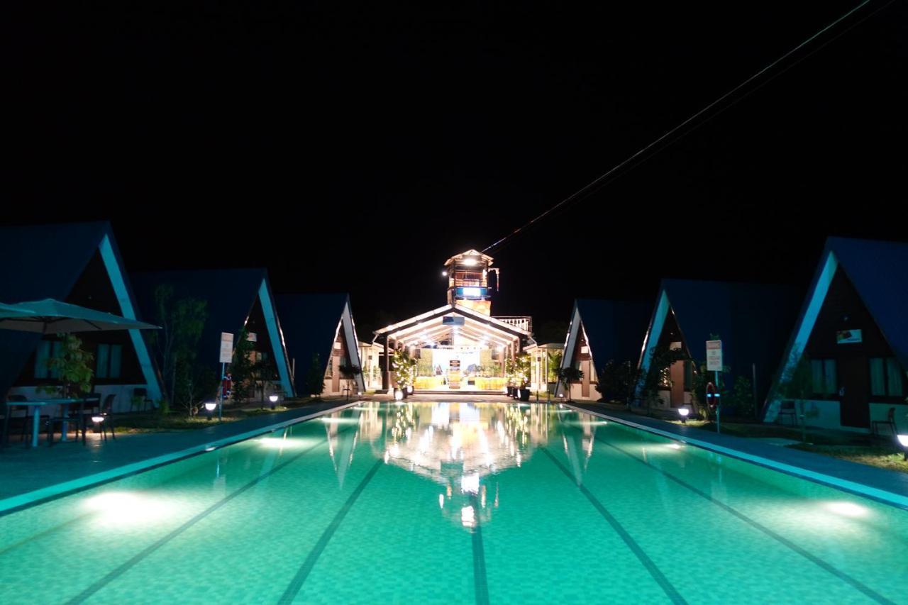 Minyak Beku Senta Adventure Camp & Resort מראה חיצוני תמונה